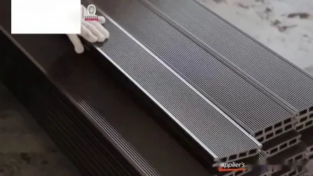 Tuile de terrasse DIY WPC classique à grain de bois pour OEM de planches